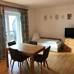 Amadee Appartements *