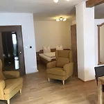 Amadee Appartements Apartment