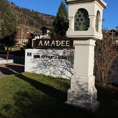 Amadee Appartement *